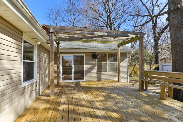 626 E 11th Street, Springfield, MO 65807