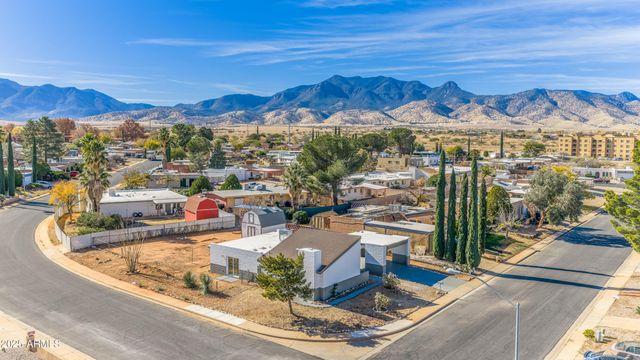 248 MEADOWS Drive, Sierra Vista, AZ 85635
