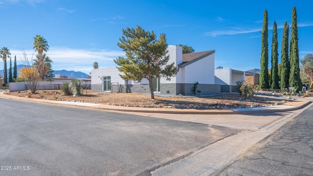 248 MEADOWS Drive, Sierra Vista, AZ 85635