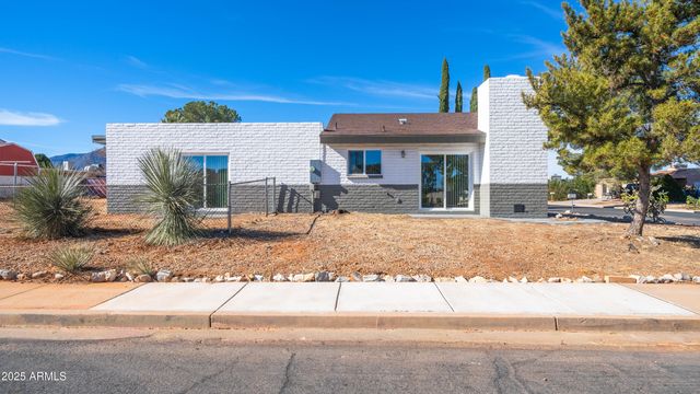 248 MEADOWS Drive, Sierra Vista, AZ 85635