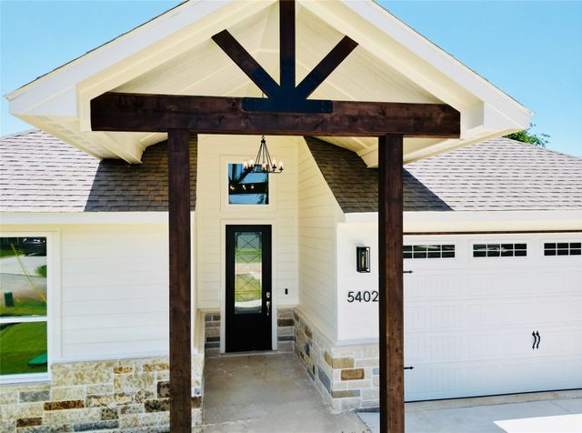5402 Celina Court, Granbury, TX 76048