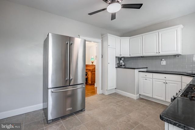 618 GEORGES LN, Ardmore, PA 19003