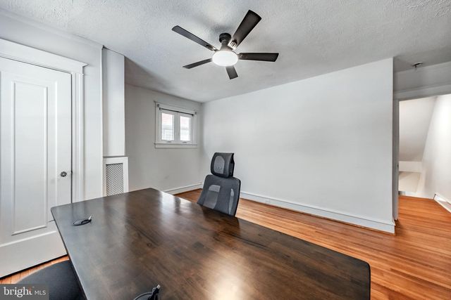 618 GEORGES LN, Ardmore, PA 19003