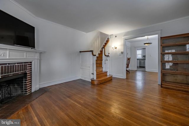 618 GEORGES LN, Ardmore, PA 19003