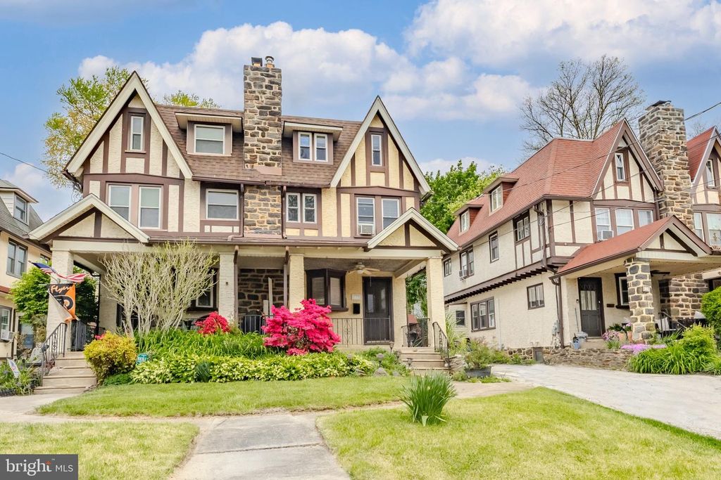 618 GEORGES LN, Ardmore, PA 19003