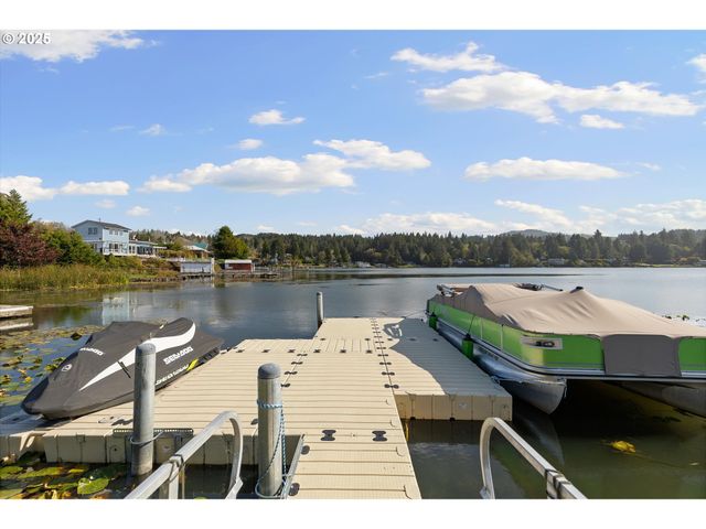 4692 Ne I Ave, Neotsu, OR 97364