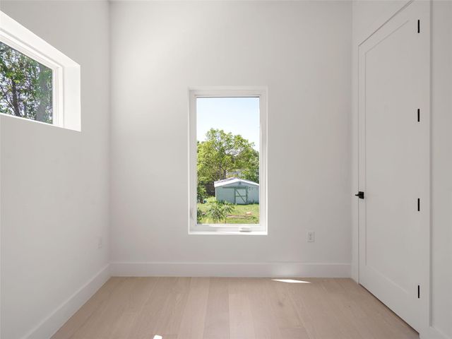 2609 Davis LN 2, Austin, TX 78745