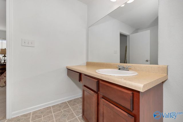 160 Forestbrook Drive, Madison, AL 35757