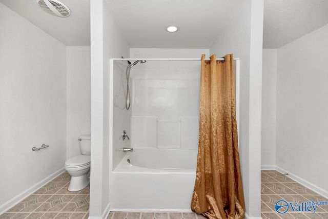 160 Forestbrook Drive, Madison, AL 35757