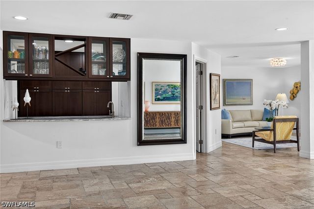 8390 Riviera AVE, Fort Myers, FL 33919