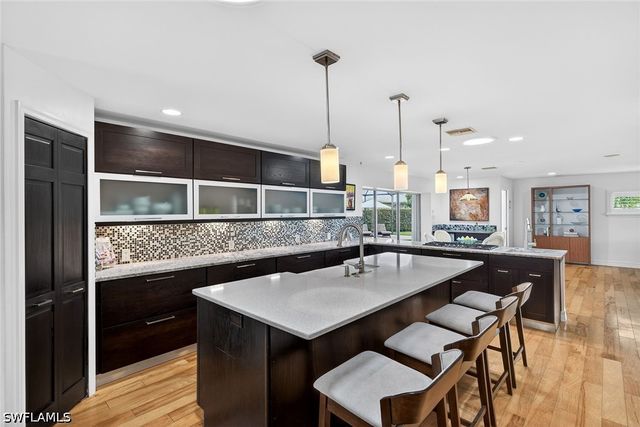 8390 Riviera AVE, Fort Myers, FL 33919