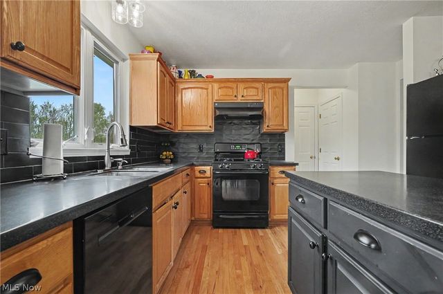5102 Bringham Drive, Brunswick, OH 44212