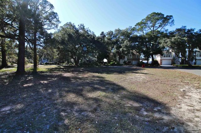 2018 Eventide Rd, Milton, FL 32583