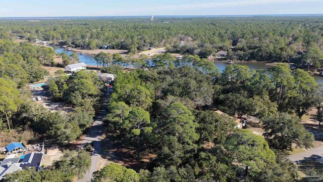 2018 Eventide Rd, Milton, FL 32583