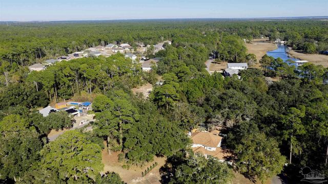 2018 Eventide Rd, Milton, FL 32583