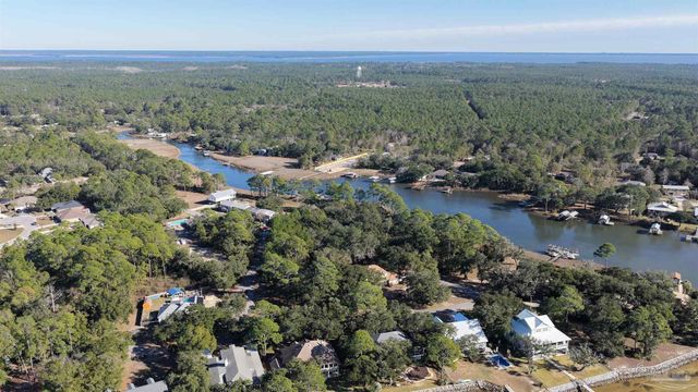 2018 Eventide Rd, Milton, FL 32583