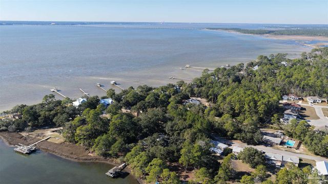 2018 Eventide Rd, Milton, FL 32583