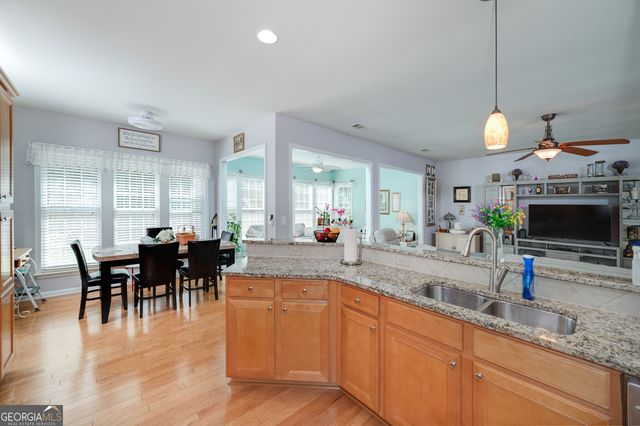 230 Begonia Court, Griffin, GA 30223