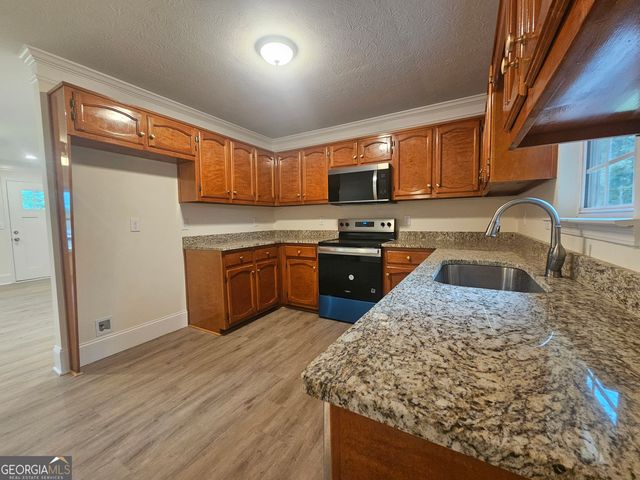 521 Shaggy Hickory Trail, Palmetto, GA 30268