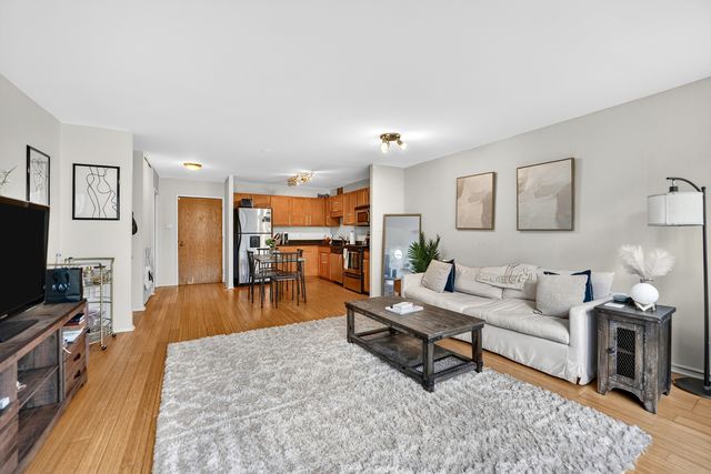 211 E ohio Street 2514, Chicago, IL 60611