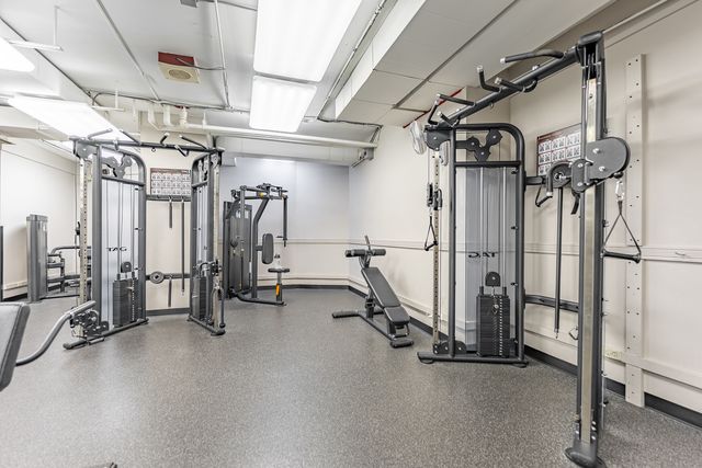 211 E ohio Street 2514, Chicago, IL 60611