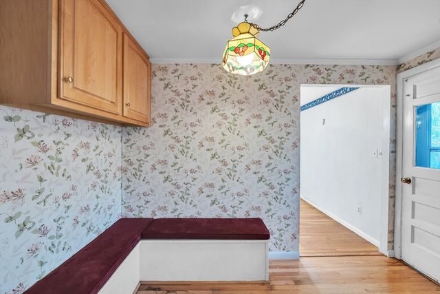 8 Whalen Rd, Hopkinton, MA 01748