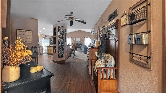 706 MURRAY LANE, Lady Lake, FL 32159
