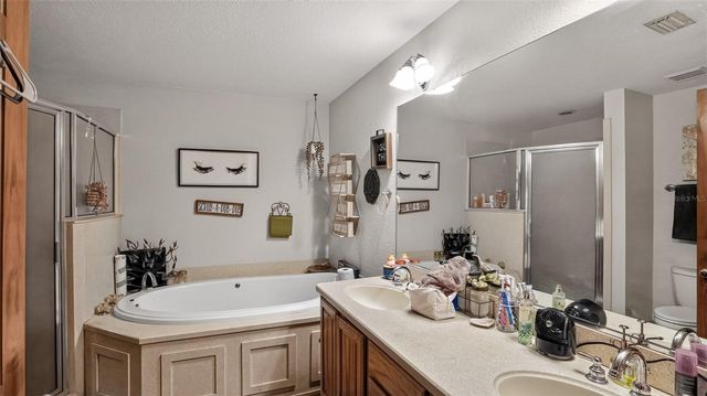 706 MURRAY LANE, Lady Lake, FL 32159