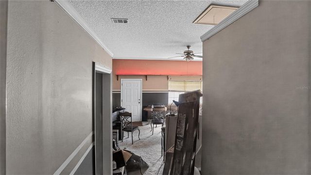 706 MURRAY LANE, Lady Lake, FL 32159
