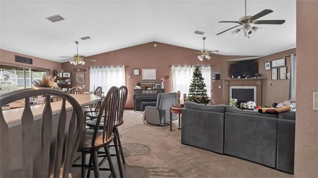 706 MURRAY LANE, Lady Lake, FL 32159
