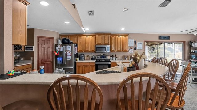 706 MURRAY LANE, Lady Lake, FL 32159