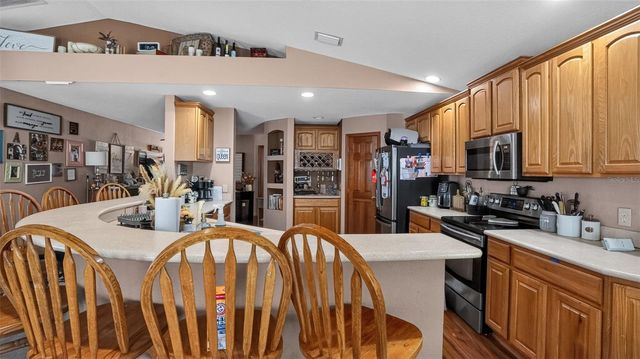 706 MURRAY LANE, Lady Lake, FL 32159