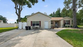 706 MURRAY LANE, Lady Lake, FL 32159