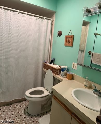 100 Pierson Miller Dr 41, Pompton Lakes Boro, NJ 07442