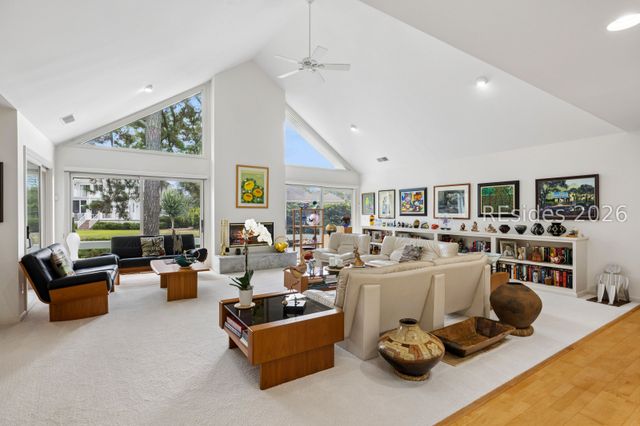 312 Seabrook Dr, Hilton Head Island, SC 29926