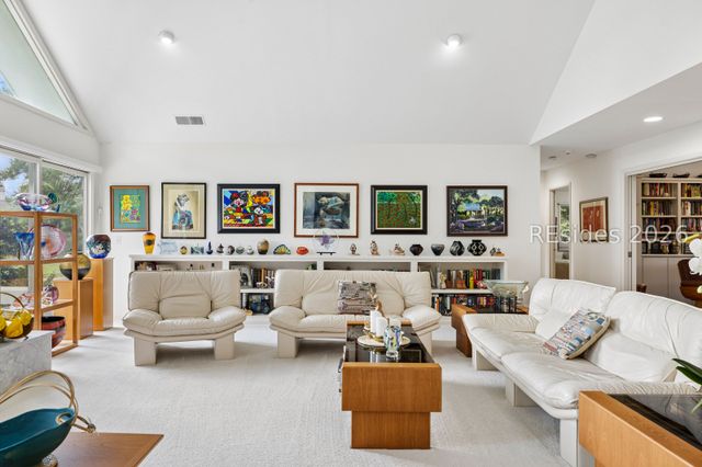 312 Seabrook Dr, Hilton Head Island, SC 29926