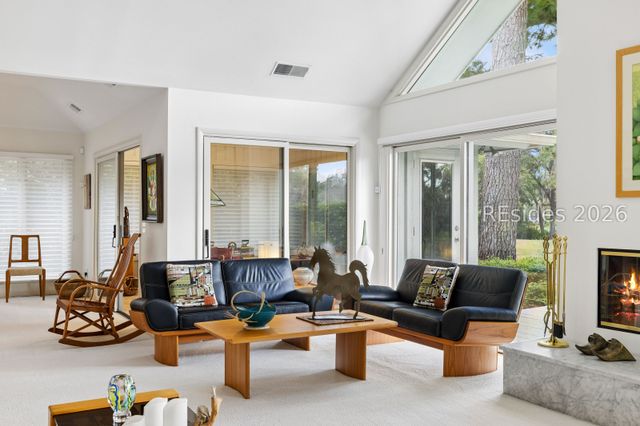 312 Seabrook Dr, Hilton Head Island, SC 29926