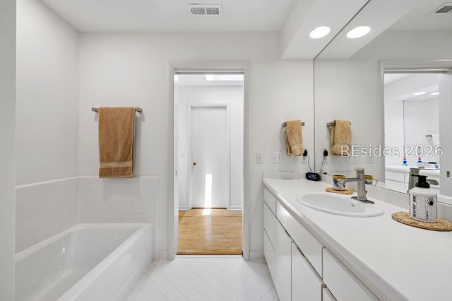 312 Seabrook Dr, Hilton Head Island, SC 29926