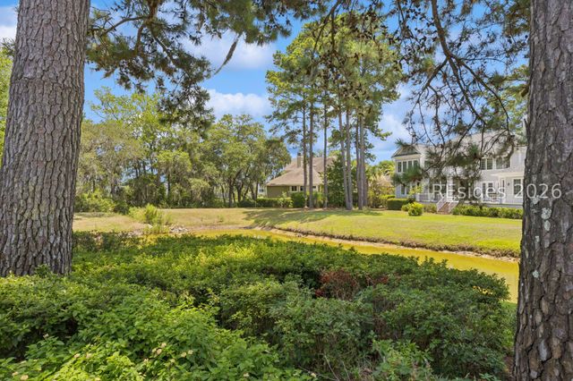 312 Seabrook Dr, Hilton Head Island, SC 29926