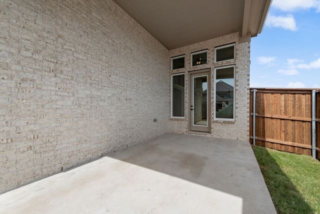 656 Blakelys Way, Fate, TX 75189