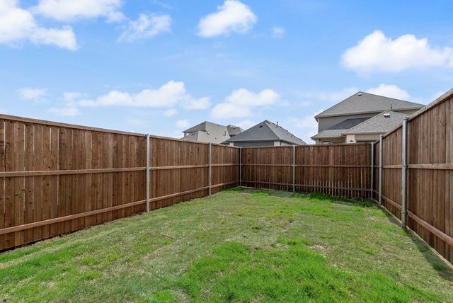 656 Blakelys Way, Fate, TX 75189