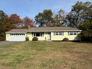 51 Surrey Drive, Meriden, CT 06451