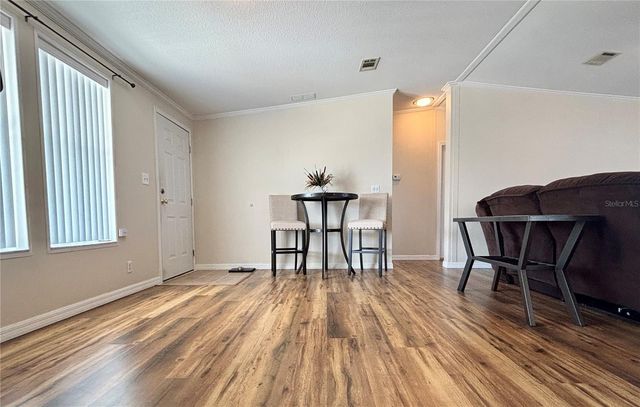 136 AMERICANA COURT NE 230, St Petersburg, FL 33702