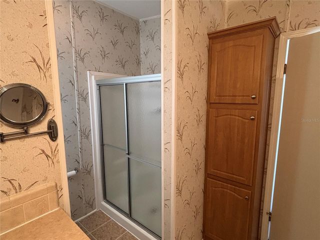 136 AMERICANA COURT NE 230, St Petersburg, FL 33702