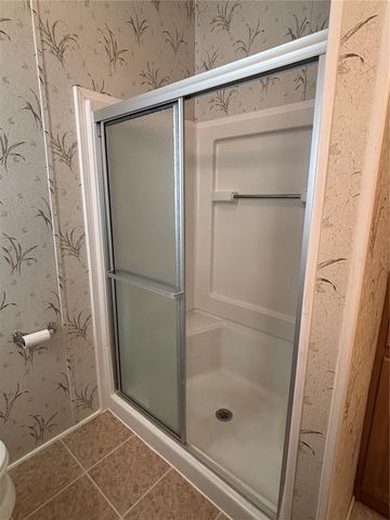 136 AMERICANA COURT NE 230, St Petersburg, FL 33702