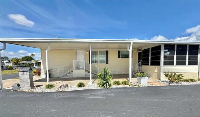 136 AMERICANA COURT NE 230, St Petersburg, FL 33702