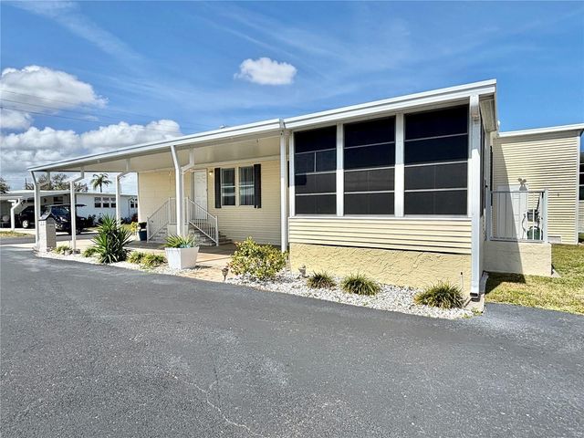 136 AMERICANA COURT NE 230, St Petersburg, FL 33702