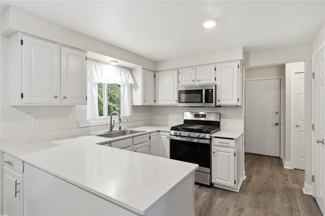 709 Audley End, Webster, NY 14580