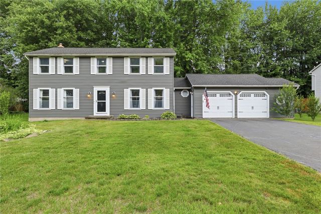709 Audley End, Webster, NY 14580