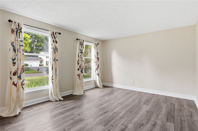 709 Audley End, Webster, NY 14580